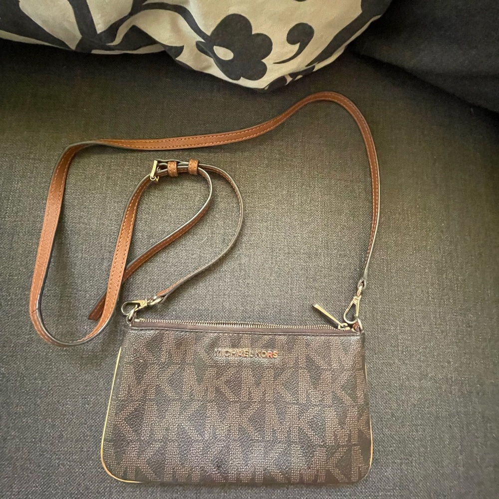 Michael Kors Cross Body Purse